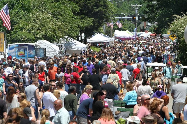 Jeff Bruzzesi at the Pungo Strawberry Festival